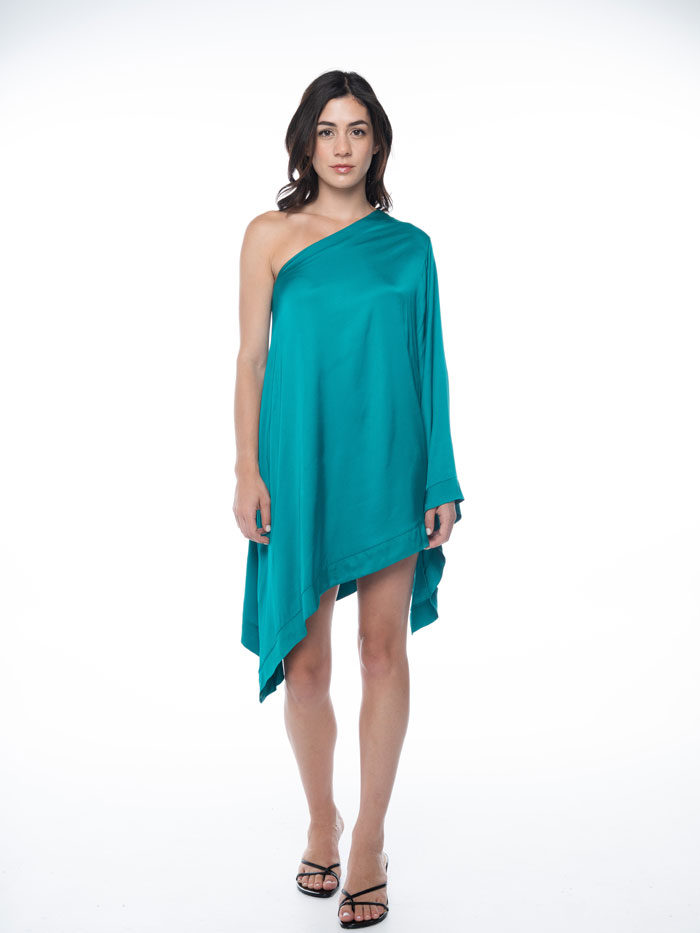 Daisy-Jones-Emerald-1_new